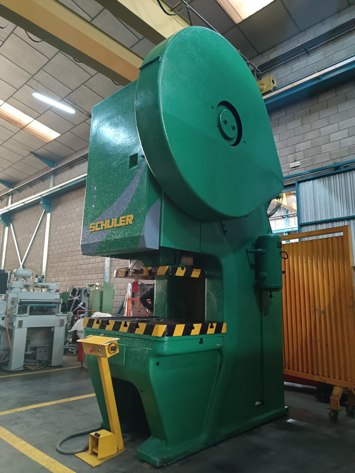 SCHULER PEDr 250/400 - Pneumatic clutch